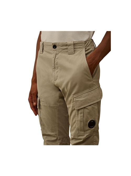 PANTALONI CARGO ERGONOMICI IN RASO ELASTICIZZATO C.P. COMPANY | 19CMPA731A 005529G331